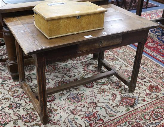 A small oak farmhouse table W.109cm